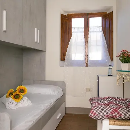 La Casina Di Gigliola Apartment